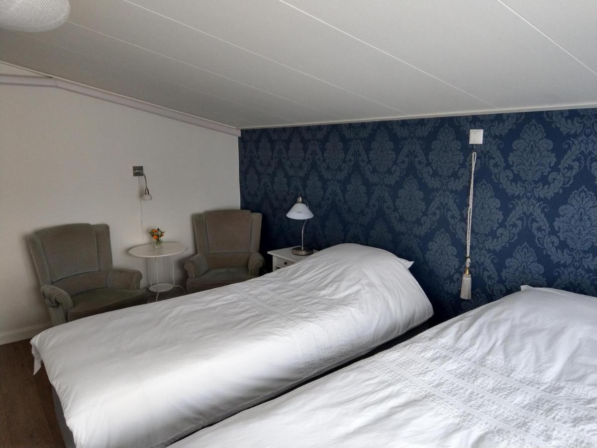 B&B De Blauwe Tulp Noord-Scharwoude Exterior foto